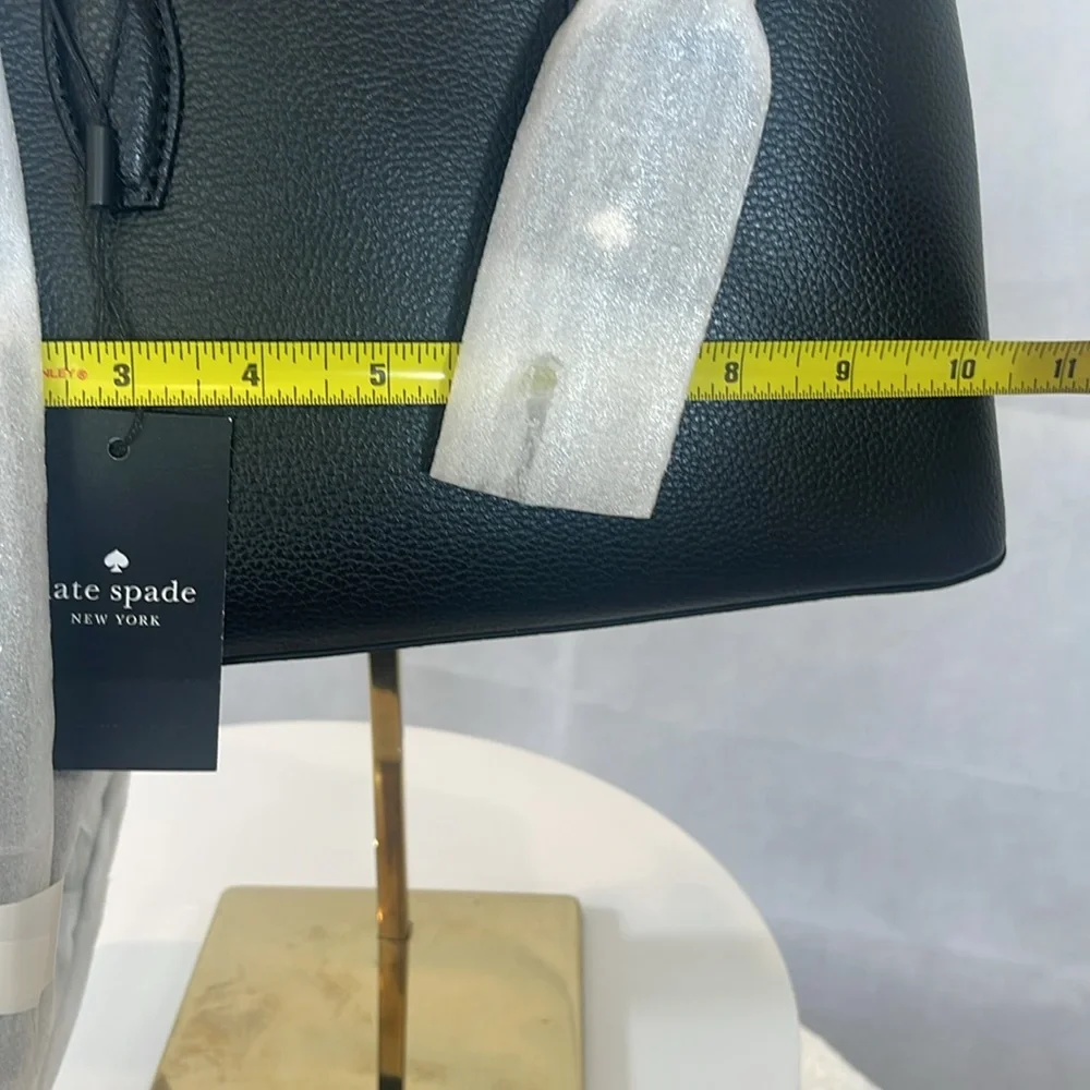 Kate spade ,NWT ,Black with Zipper close , 1 Pocket in side , shoulder Bag .tote - Picture 10 of 13